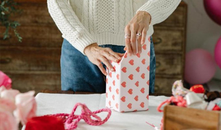 Gift Packaging – A Best Home-Based Business Idea